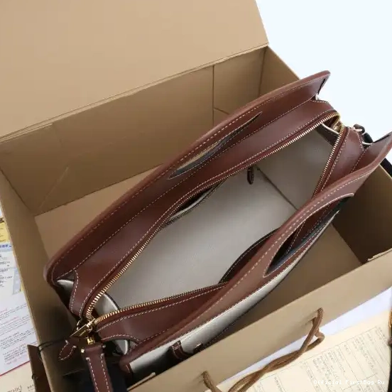 Official First Bag Ru Bag-37*15*34CM Pocket BURBERRY 0603